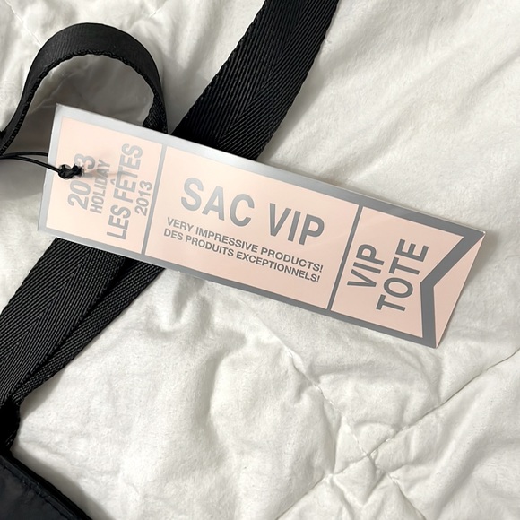 BNWT BATH&BODY WORKS BLACK TOTE - Picture 2 of 3